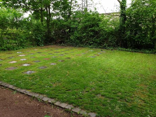 Gepflegter Urnenrasen